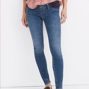 Maternity Side-Panel Skinny Jeans in Wendover Wash Size 28 $138 MB509